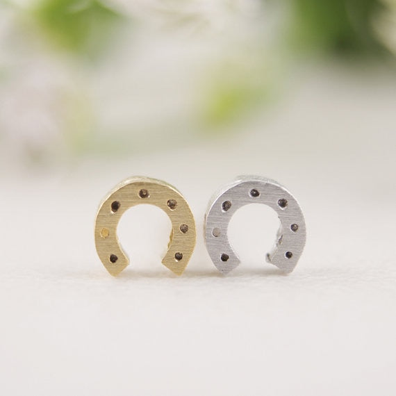 Boucle d'oreille cheval couleur or – Image 5