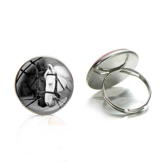 Bague Cheval Noir et Blanc