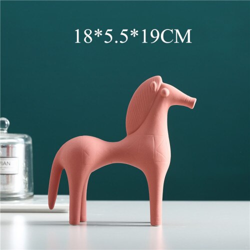 Statue Cheval abstrait coloré – Image 5